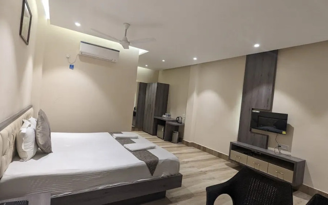 Parth King Beach Resort