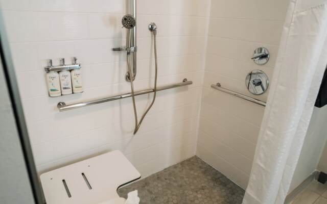 Holiday Inn Express & Suites McCalla - Birmingham West by IHG