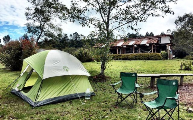 Monte Verde Cabañas & Camping