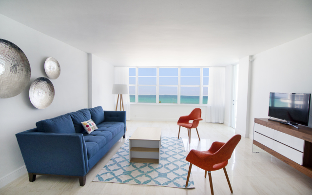 Seacoast Suites on Miami Beach