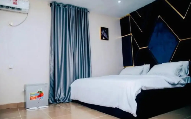 Nexus Xpress Hotel