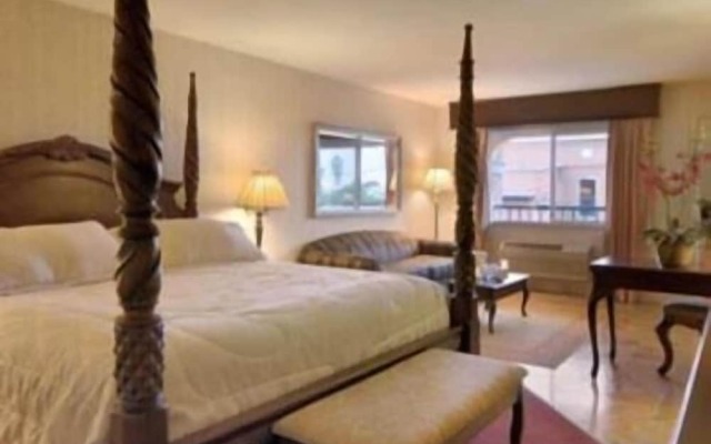 Merced Inn and Suites
