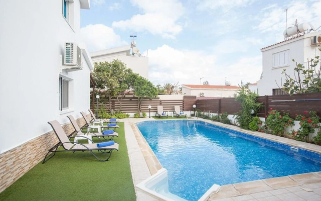 Villa Kendra AQ Ds54