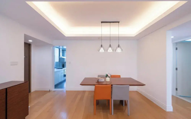 Tyms Stylish 3BR 2BA Apt Xujiahui Metro