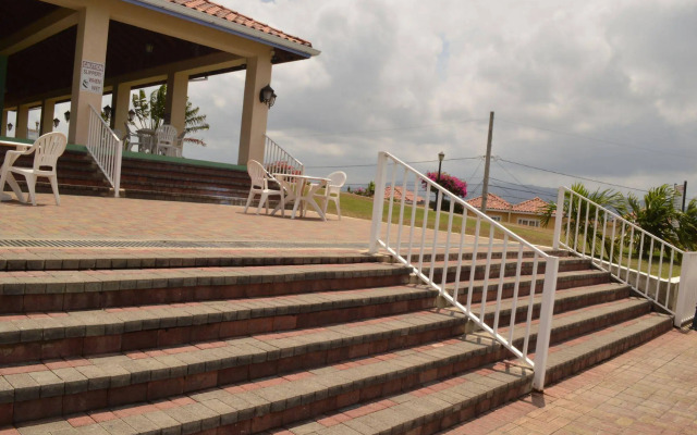 Mango Walk Country Club