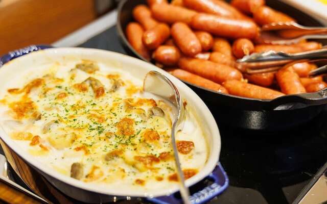 JR East Hotel Mets Premier Makuhari Toyosuna