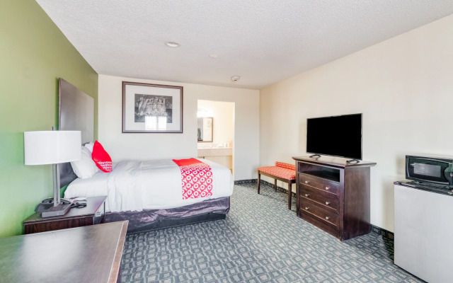 OYO Hotel Rosenberg TX I-69