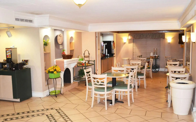 The Grand by Capital O Texarkana I-30