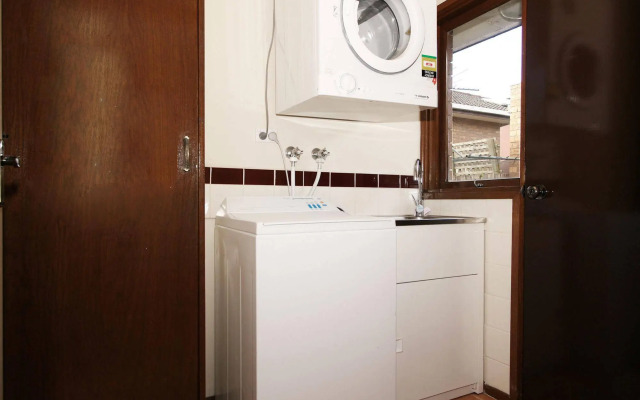 40 Thames Holiday Unit