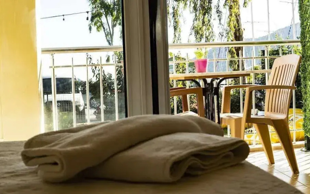 Kaju Rooms