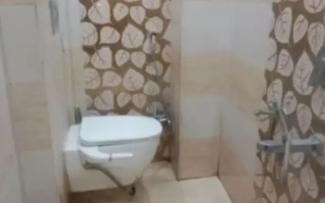 Aishwary Paying Guest House By GRB