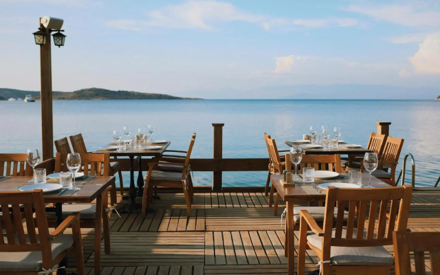 Lavinya Otel