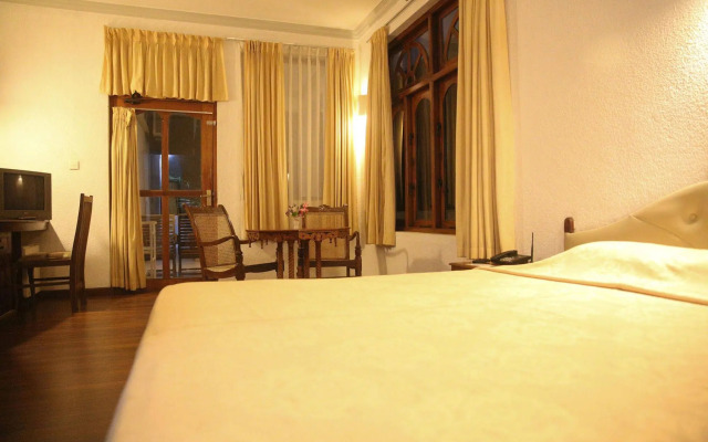 Oasey Beach Hotel
