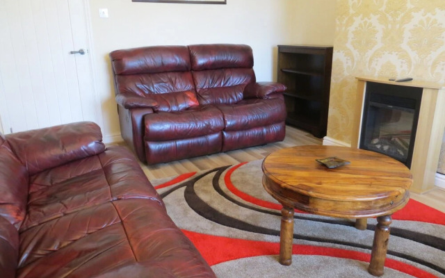 Tabusintac......lovely 2 Bedroom Bungalow