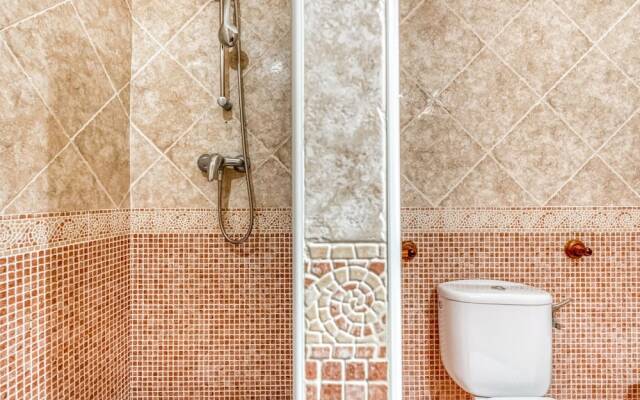 Elegant Holiday Home in Málaga near Sea