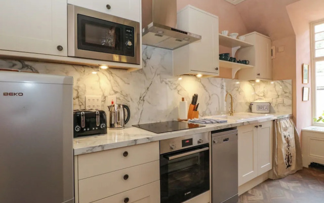 Dalvorar - Mar Lodge Estate