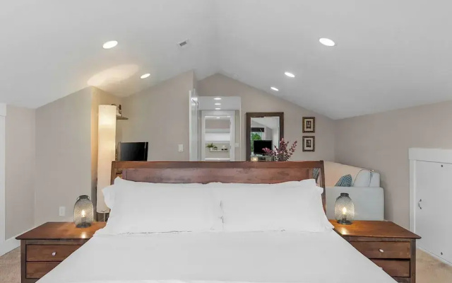 Madrona Bliss A Modern Escape
