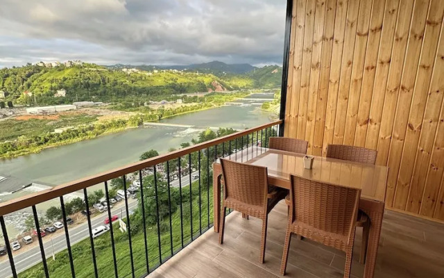 Aurora Suit Bungalov