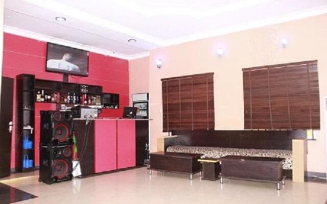 Grace Manor Hotels and Suites
