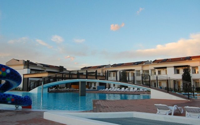 "nice Apartment With Swimming Pool and Solarium"