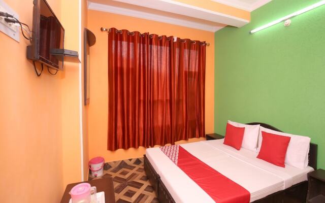 OYO 13061 Home Peaceful 2BHK Bharari