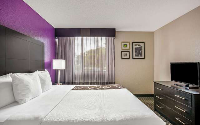 La Quinta Inn & Suites by Wyndham Miami Lakes