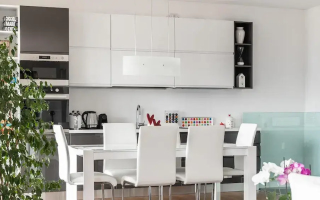 Como Luxury Lake View Spa