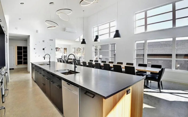 Blanc 28 - Les Chalets Alpins, Stoneham