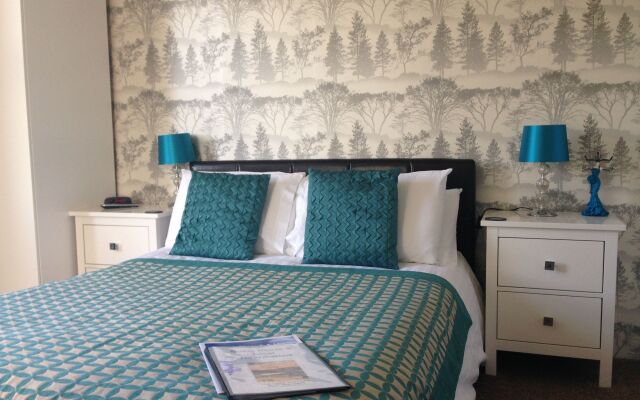 Invergarry Room Only Guest House