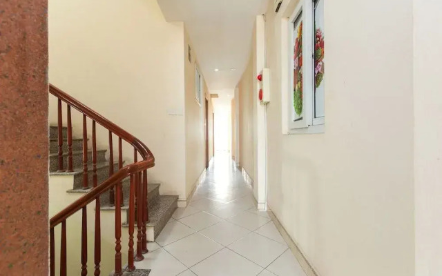 SPOT ON 693 Hoang Long Hotel