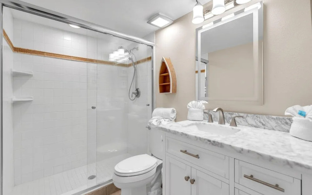 Land's End 11-306 Beach Front - Premier