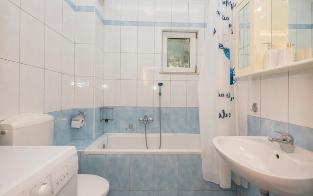 Awesome Apartment in Promajna With Wifi and 1 Bedrooms