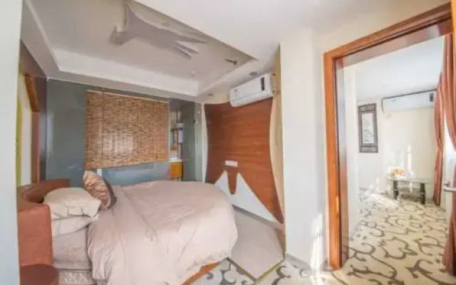 Lu Kai Yue Business Hotel