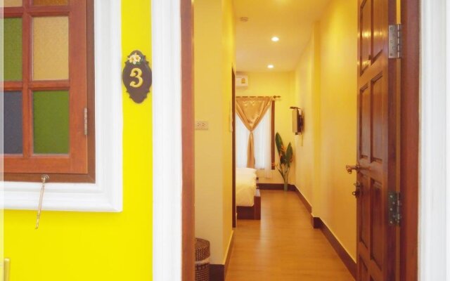 Baan Bussaba Hotel