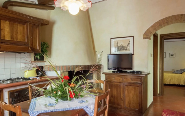 Beautiful Farmhouse in San Vivaldo With Swimming Pool