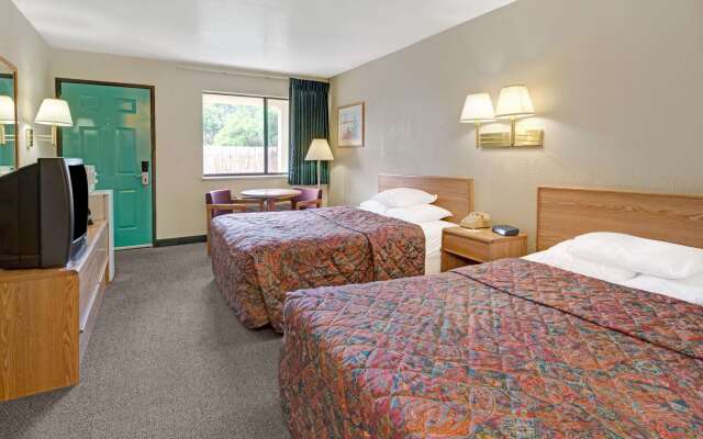 Days Inn by Wyndham Espanola