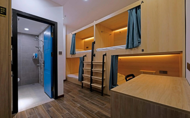 Zou Qu Ye Travel Hotel