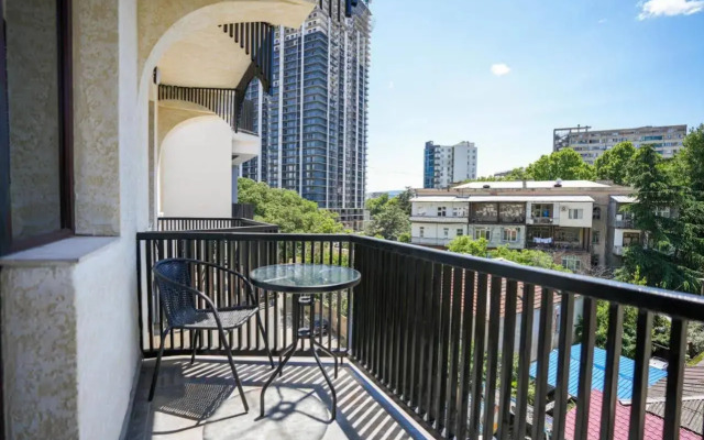 Отель Splendid Tbilisi