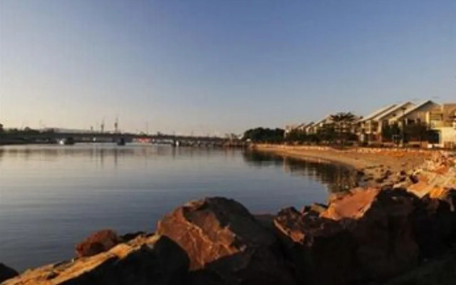 Harbourside Apartments