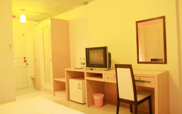 Bansabai Sabaidee Service Apartment