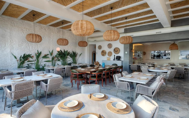 Babana Hotel