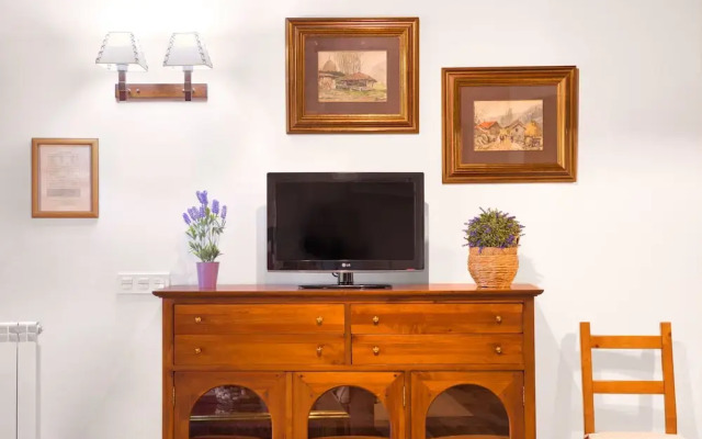 Apartamentos Llugarón