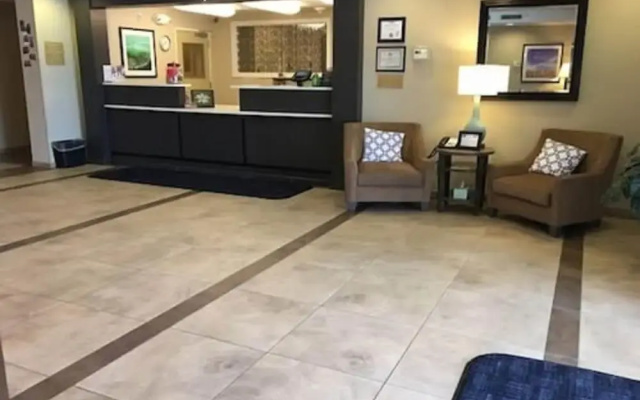 Candlewood Suites Sidney, an IHG Hotel