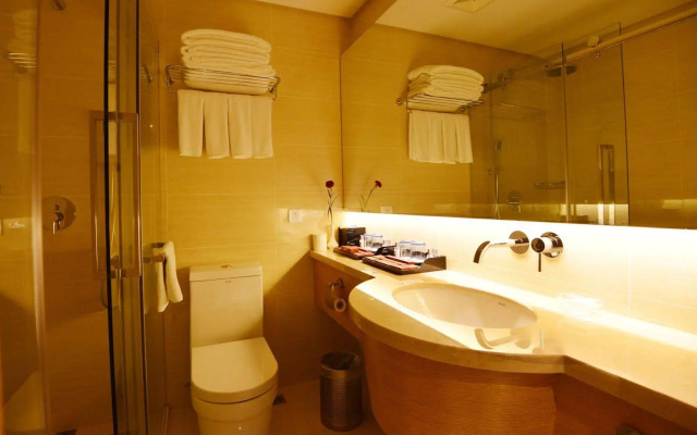 Qingdao Wushengguan Holiday Hotel