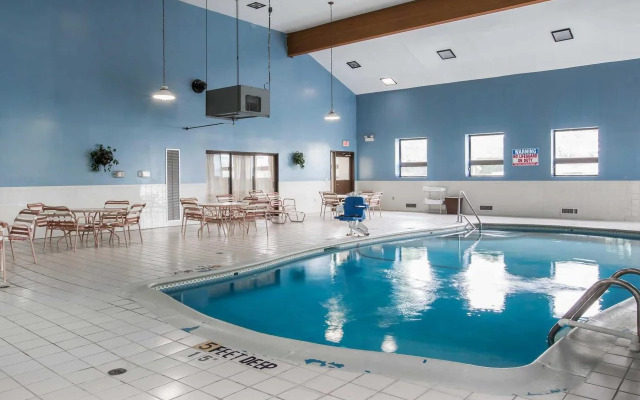 Quality Inn Schenectady - Albany