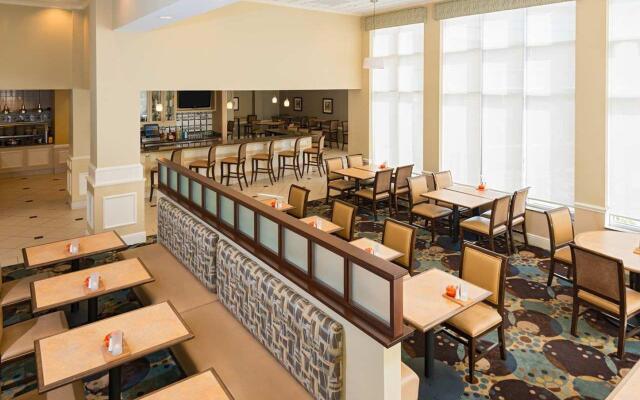 Hilton Garden Inn Waldorf