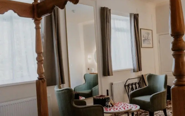 The Prince Of Wales Hotel
