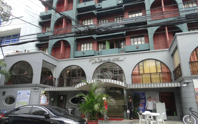 New Solanie Hotel