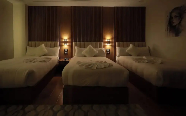 The Muse Pyramids INN