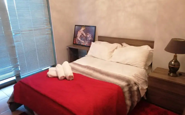 3BD Apartment in the Center